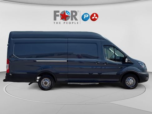 Used 2022 Ford Transit 250 148 High Roof Extended AWD w/ Parcel Delivery Package image 6