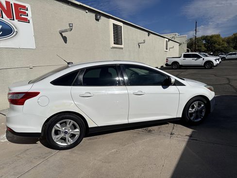 Used 2013 Ford Focus SE image 8