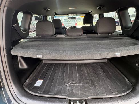 Used 2018 Kia Soul + FWD image 14