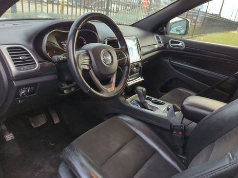 Used 2019 Jeep Grand Cherokee Altitude image 7