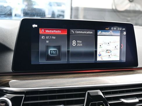 Used 2019 BMW 530i w/ Premium Package RWD image 30