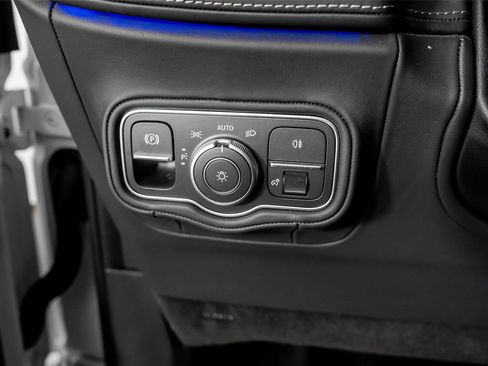 Used 2025 Mercedes-Benz G 63 AMG 4MATIC image 47