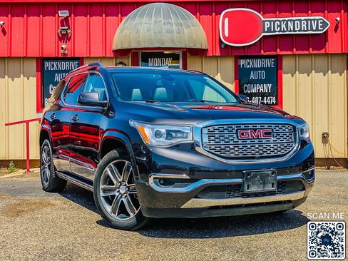 Used 2017 GMC Acadia Denali w/ Technology Package image 1