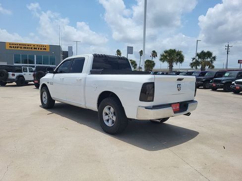 Used 2019 RAM 1500 Classic SLT RWD image 12