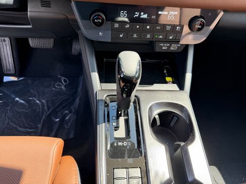 New 2026 Subaru Outback Touring XT AWD/4WD image 15