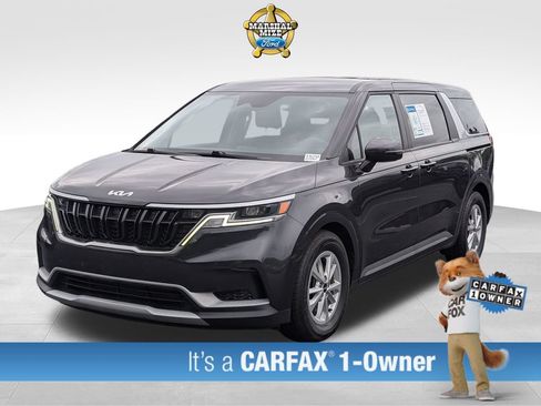 Used 2024 Kia Carnival LX FWD image 1