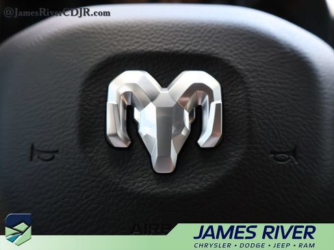 Used 2024 RAM 1500 Big Horn AWD/4WD image 26