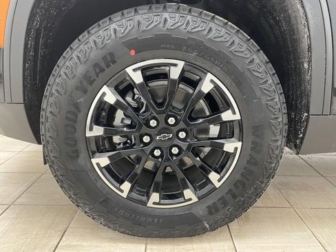 New 2026 Chevrolet Traverse Z71 w/ Driver Confidence Package image 8