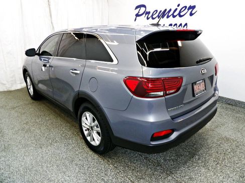 Used 2020 Kia Sorento LX FWD image 4