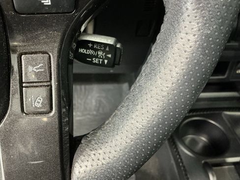 Used 2021 Toyota 4Runner Venture image 25