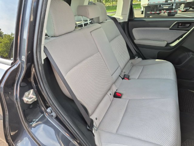 Used 2018 Subaru Forester 2.5i Premium AWD/4WD image 28