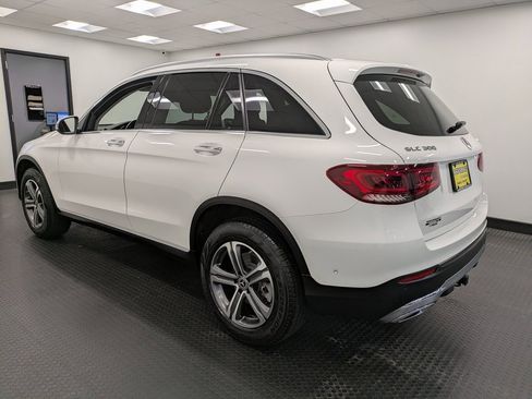 Used 2021 Mercedes-Benz GLC 300 4MATIC image 6