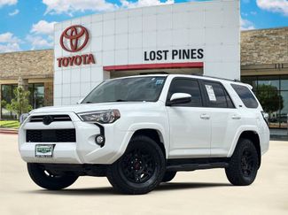 Used 2020 Toyota 4Runner SR5 video 1