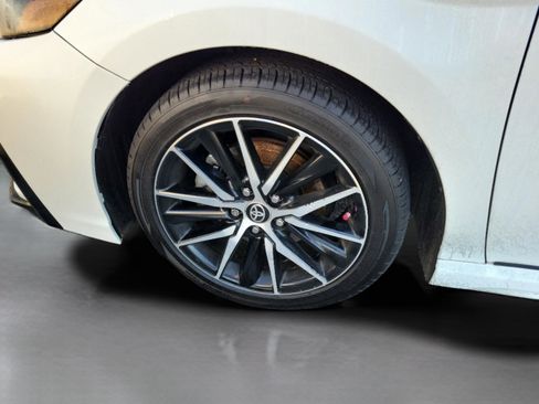 Used 2024 Toyota Camry SE image 29