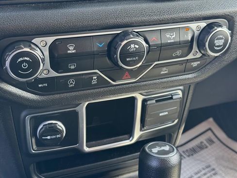 Used 2024 Jeep Wrangler Sport image 20