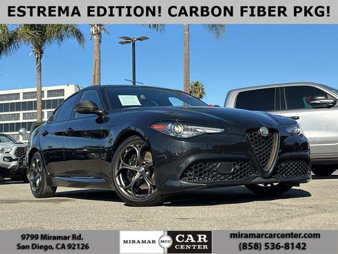 Used 2023 Alfa Romeo Giulia Estrema image 1
