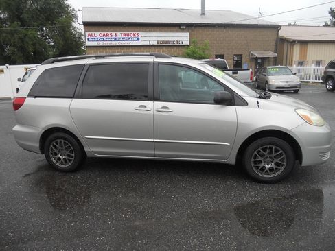 Used 2005 Toyota Sienna LE FWD image 9