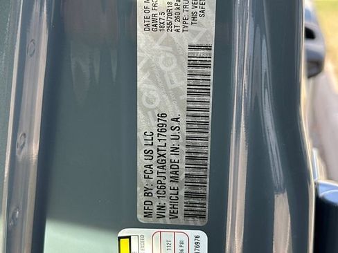 New 2026 Jeep Gladiator Sport image 25