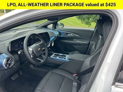New 2025 Chevrolet Equinox EV LT image 2