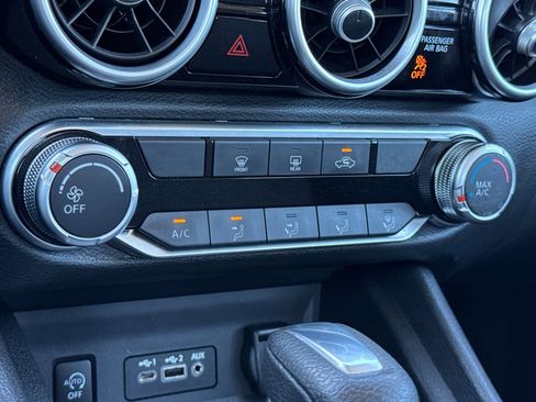 Used 2024 Nissan Sentra SV image 19