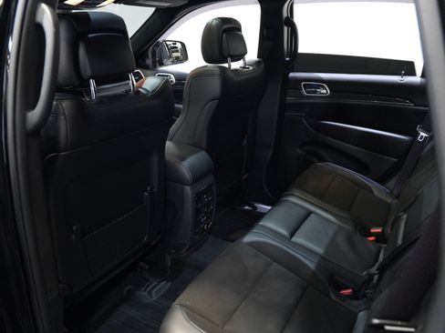 Used 2021 Jeep Grand Cherokee SRT AWD/4WD image 37