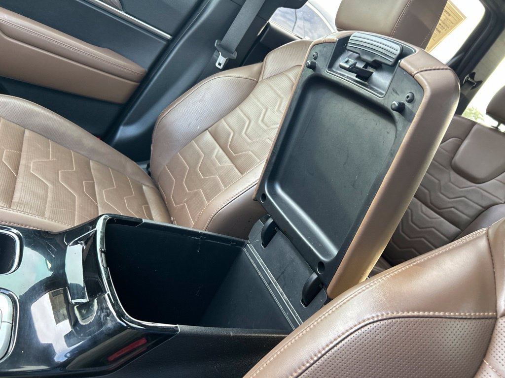 Used 2022 Kia Telluride SX w/ SX Prestige Package AWD/4WD image 38