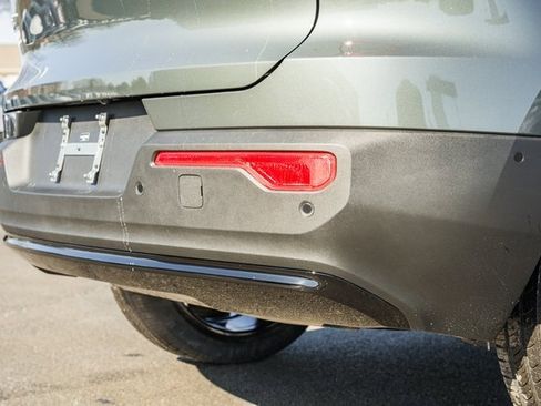 New 2026 Volvo XC40 B5 Ultra w/ Protection Package Premier image 7