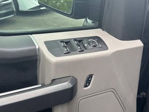 Used 2016 Ford F150 XLT w/ Equipment Group 301A Mid AWD/4WD image 26