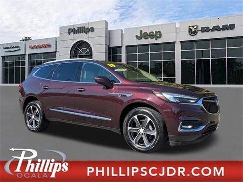 Used 2019 Buick Enclave Essence image 1