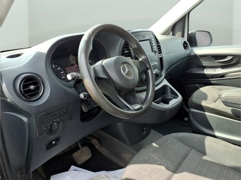 Used 2018 Mercedes-Benz Metris image 22