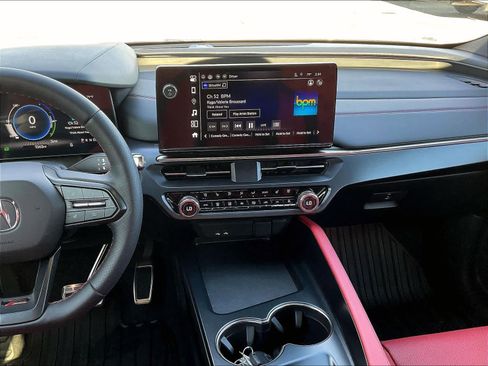 Used 2024 Acura ZDX A-Spec image 8