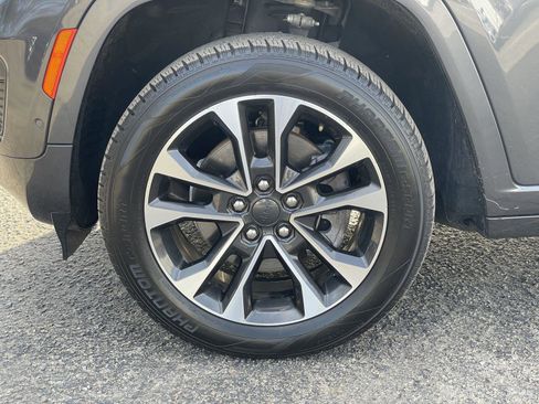 Used 2022 Jeep Grand Cherokee L Overland image 54