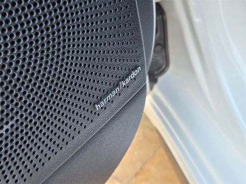 Used 2024 Kia Forte GT-Line w/ GT-Line Premium Package image 13