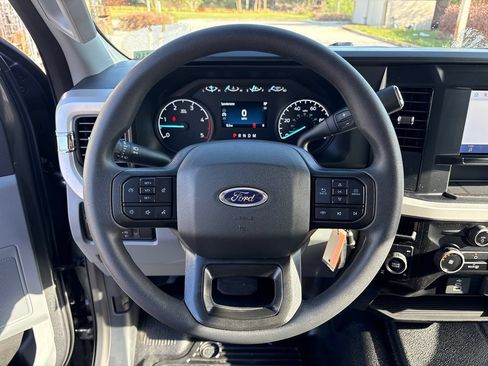 New 2026 Ford F250 XL w/ XL Off-Road Package AWD/4WD image 16