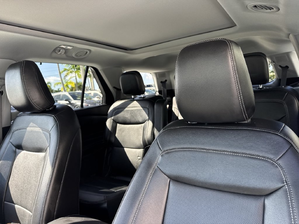Used 2023 Ford Explorer Limited w/ Limited Technology Package RWD image 42