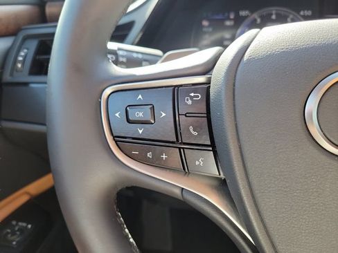 Used 2024 Lexus ES 350 w/ Premium Package FWD image 31