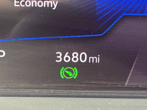 Used 2025 Volkswagen Jetta SE w/ Sunroof Package image 22