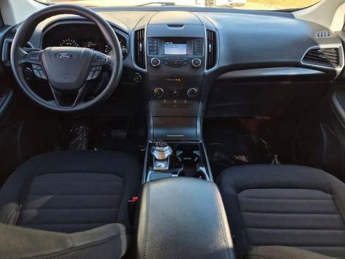 Used 2019 Ford Edge SE image 20