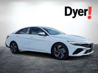 Used 2025 Hyundai Elantra SEL