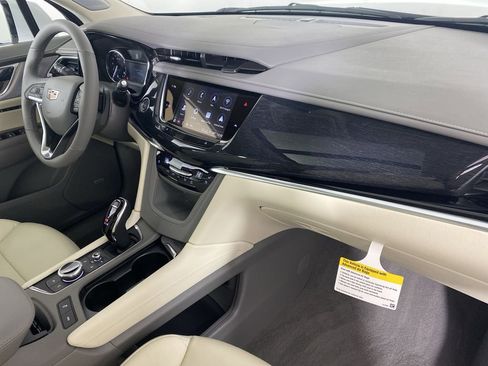 New 2025 Cadillac XT6 Premium Luxury image 29