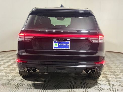 Used 2025 Lincoln Aviator AWD w/ Jet Appearance Package image 5