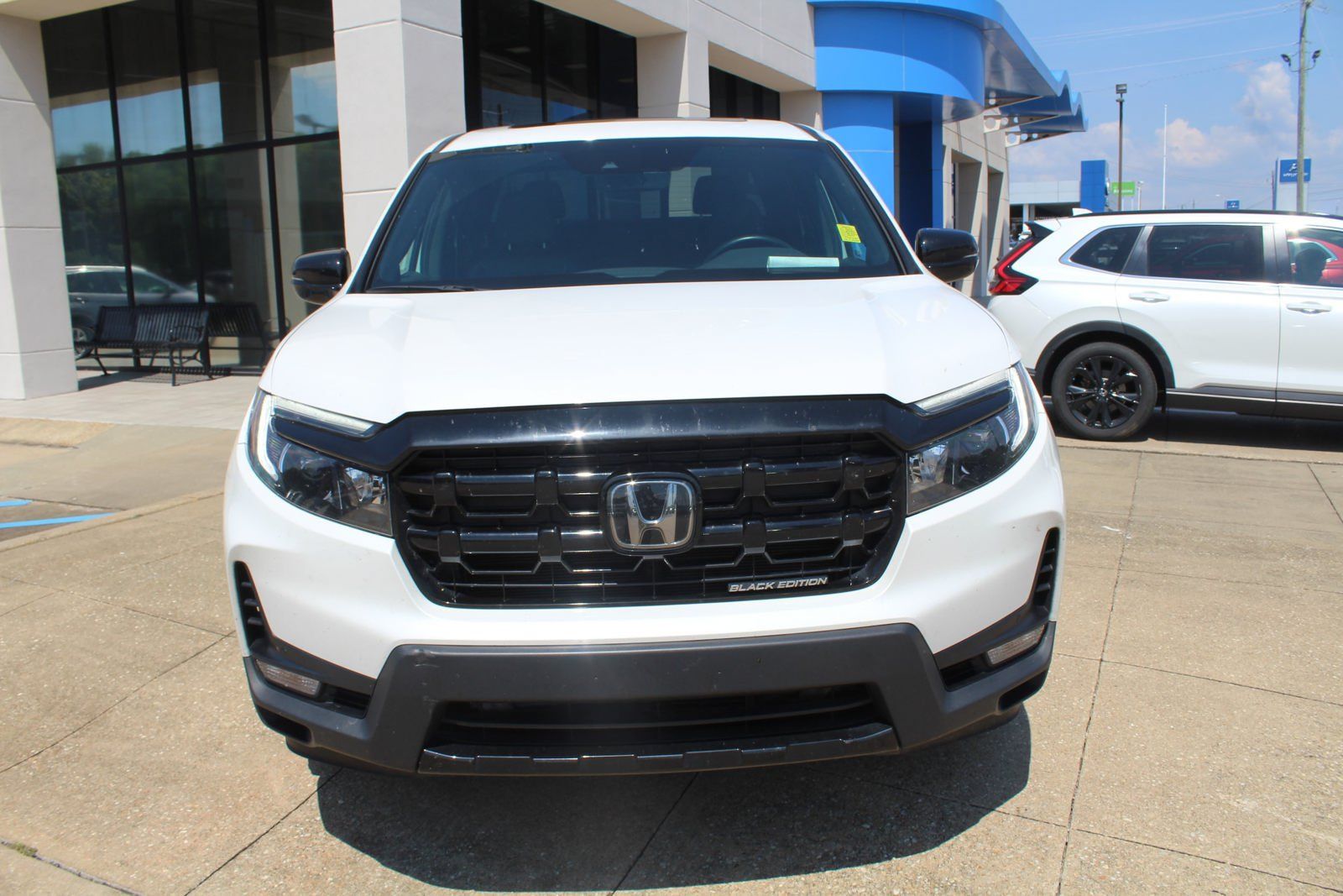 Used 2024 Honda Ridgeline Black Edition image 2