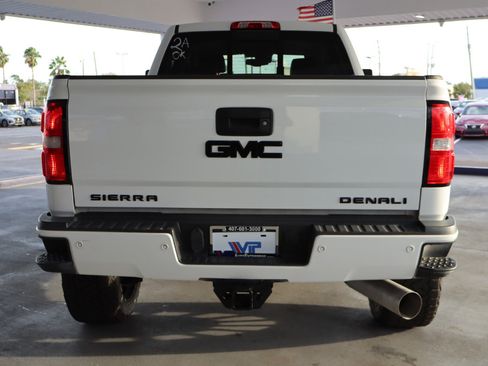 Used 2017 GMC Sierra 3500 Denali w/ Duramax Plus Package image 8