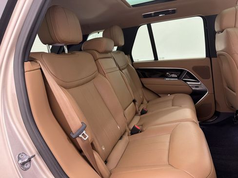 Used 2023 Land Rover Range Rover SE AWD/4WD image 31