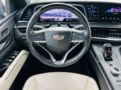 Used 2022 Cadillac Escalade Sport w/ Touring Package AWD/4WD image 19