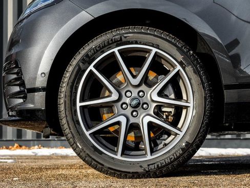 New 2026 Land Rover Range Rover Velar Dynamic SE image 4