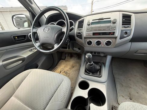 Used 2010 Toyota Tacoma 4x4 Access Cab w/ SR5 Pkg #2 image 18