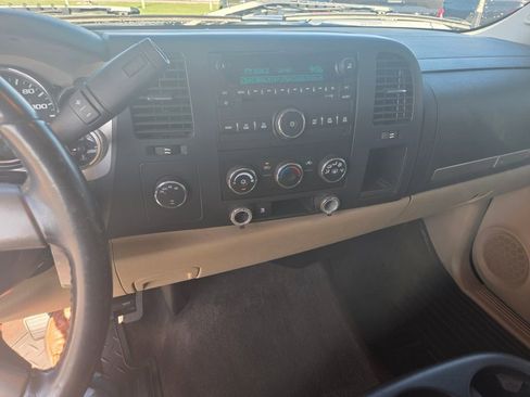 Used 2009 Chevrolet Silverado 1500 LT w/ Power Pack Plus image 9