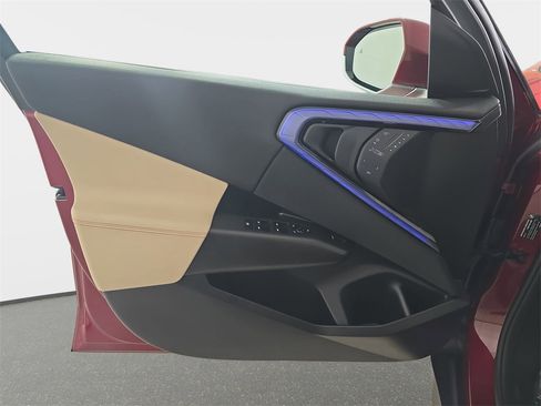 Used 2025 BMW X3 xDrive30i w/ Convenience Package image 29