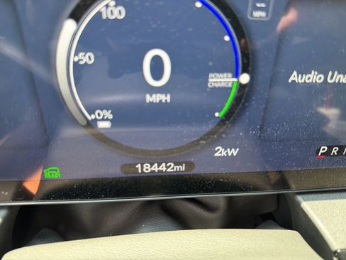 Used 2024 Honda Prologue Touring image 2